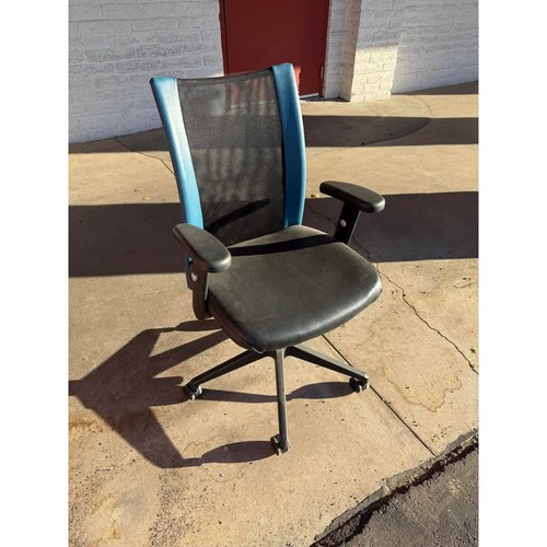 Nice office gaming chair - gaming,